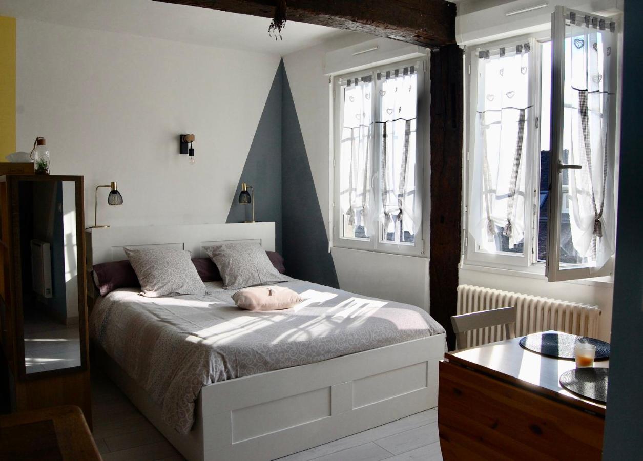 Ferienwohnung L Imprevu Chartres Exterior foto
